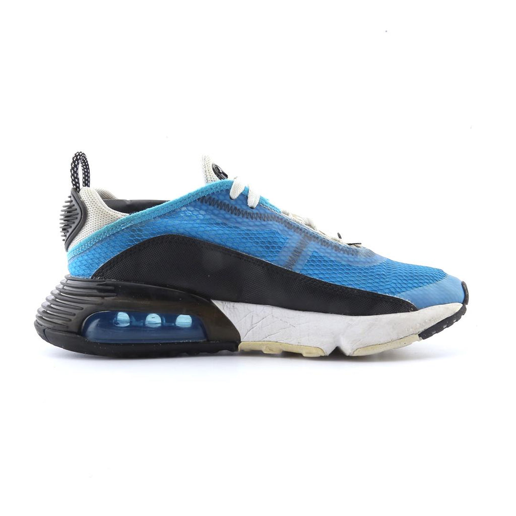 NIKE AIR MAX 2090