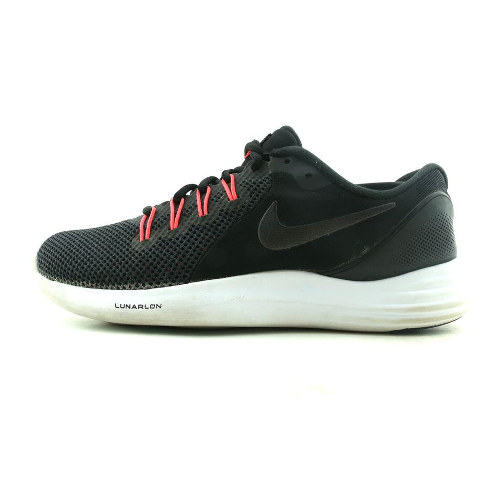 NIKE LUNAR APPARENT
