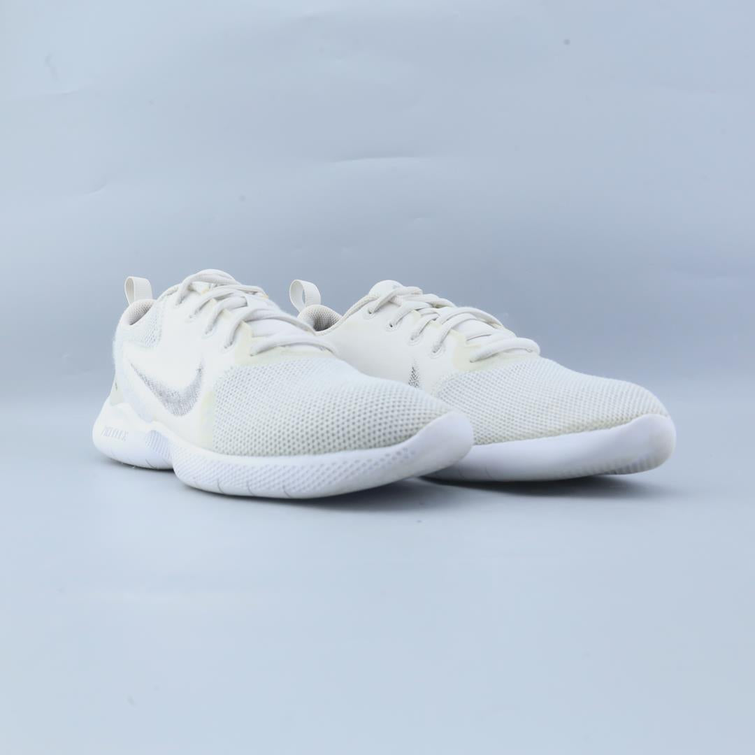 NIKE FLEX EXPERIENCE RUN 10
