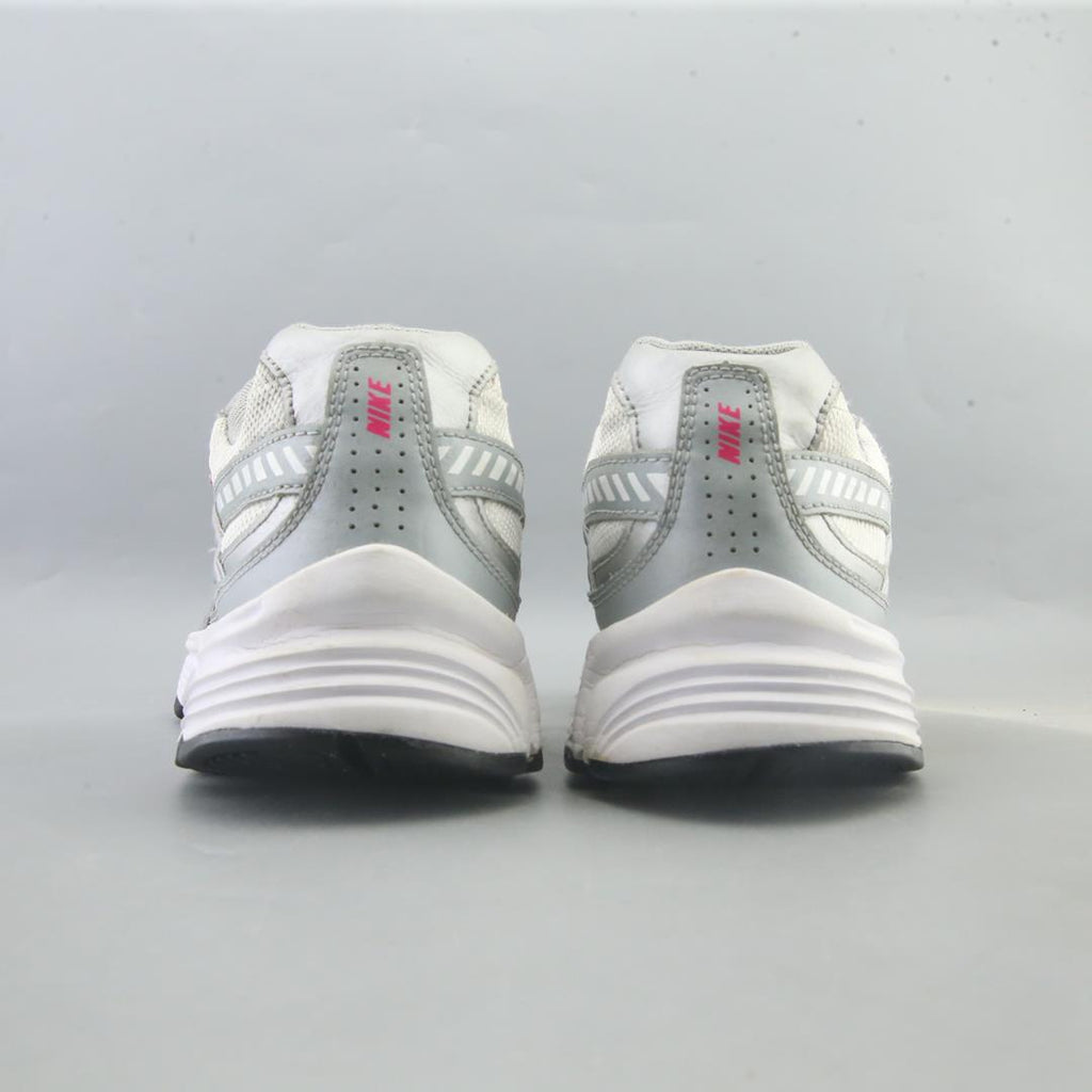 NIKE INITIATOR