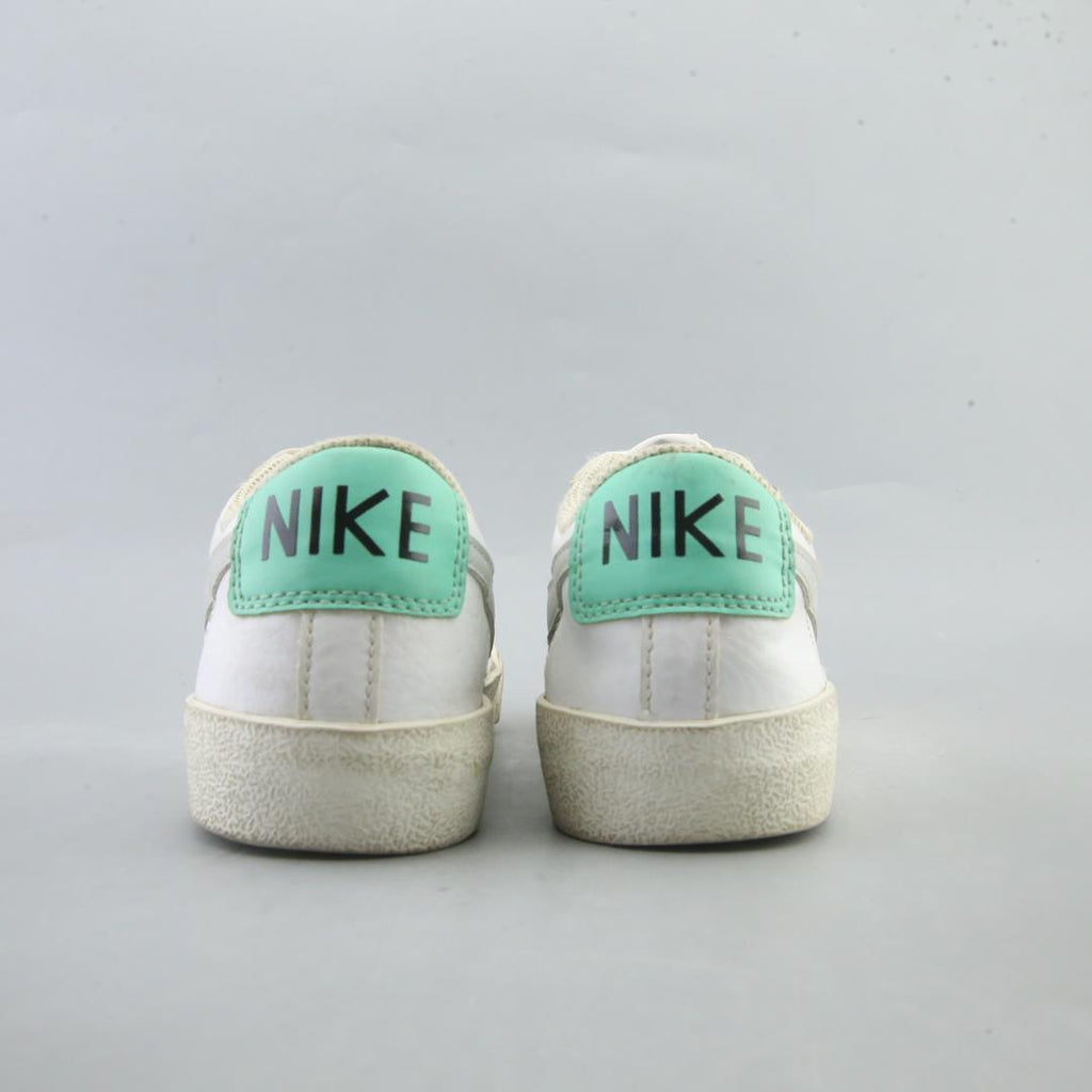 NIKE BLAZER LOW '77