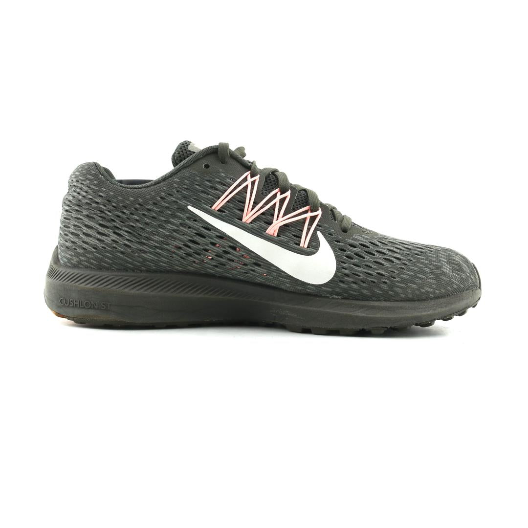 NIKE  AIR ZOOM WINFLO 5