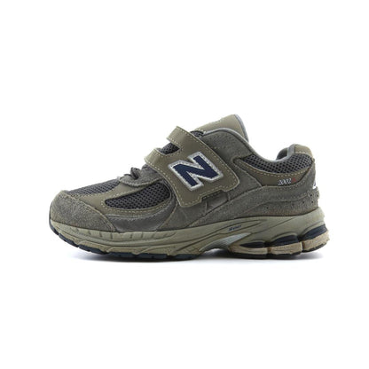 NEW BALANCE 2002R