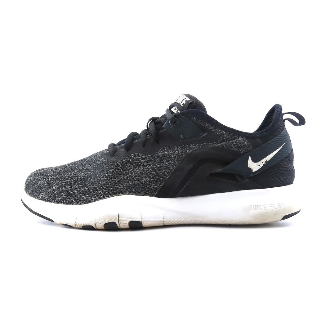 NIKE FLEX TR 9