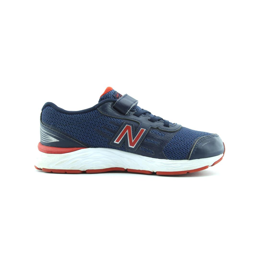 NEW BALANCE 680V5