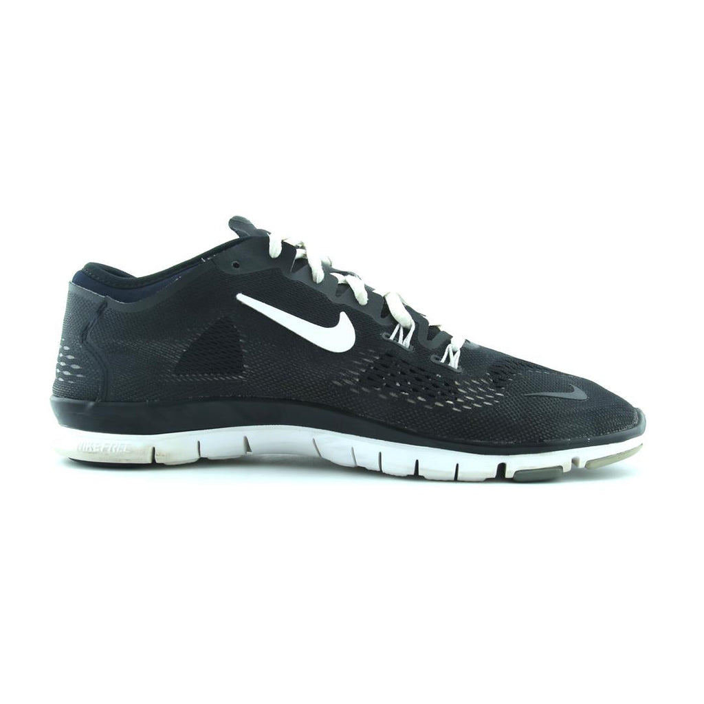 NIKE FREE TR FIT 4