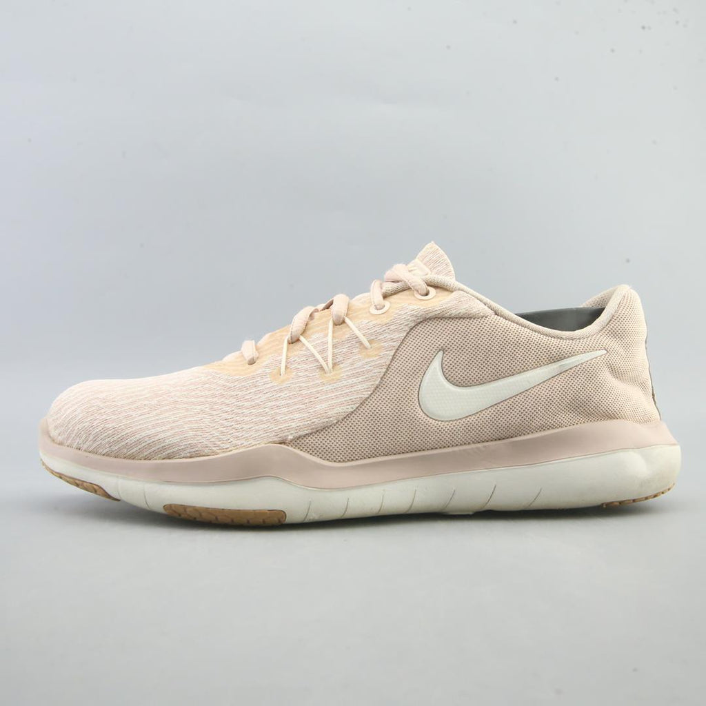 NIKE FLEX SUPREME TR 6