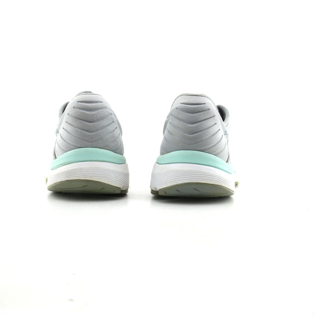 NEW BALANCE 860V10
