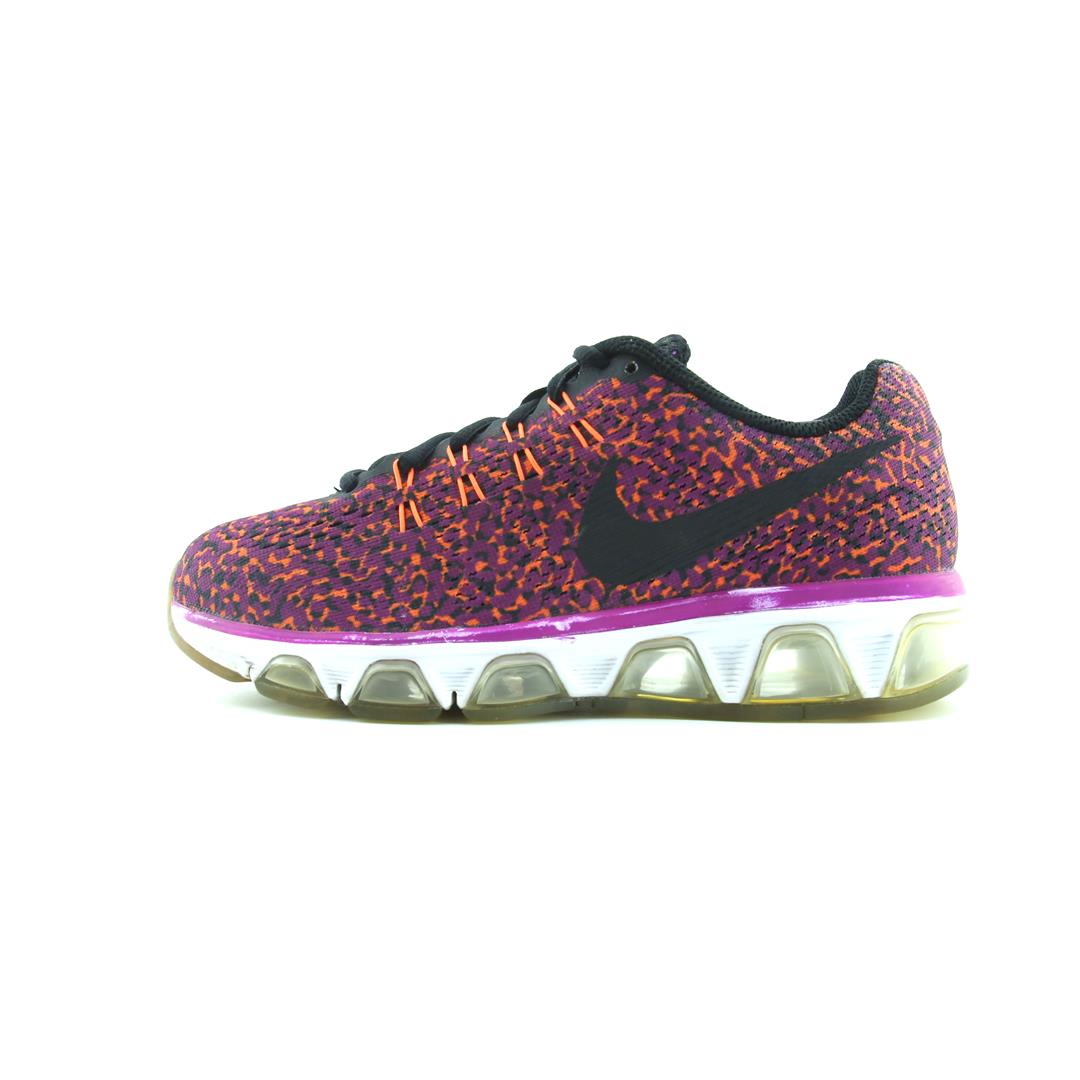 NIKE TAILWIND 8