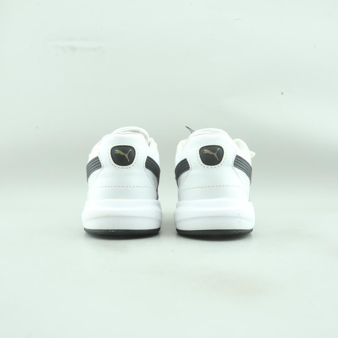 PUMA  EVOLVE COURT V