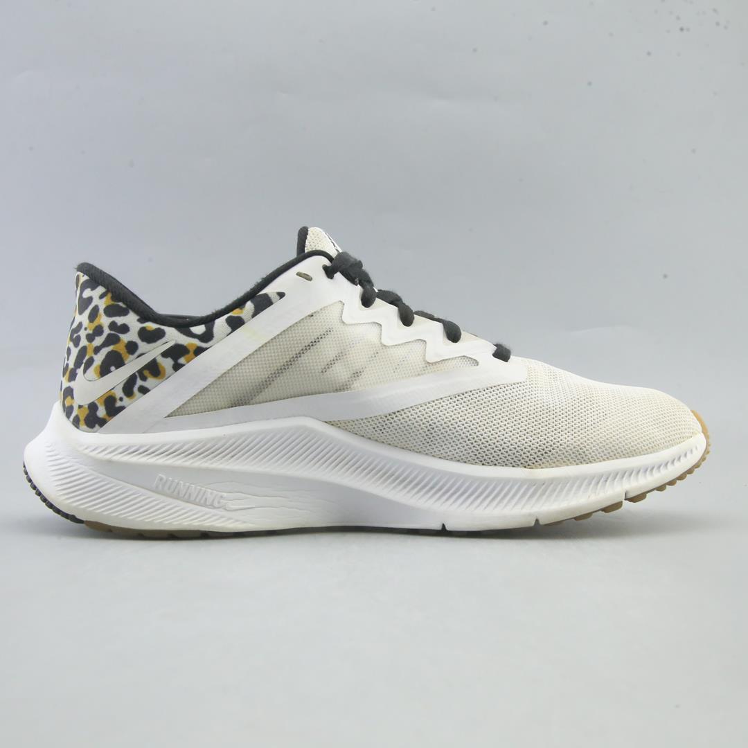 NIKE QUEST 3
