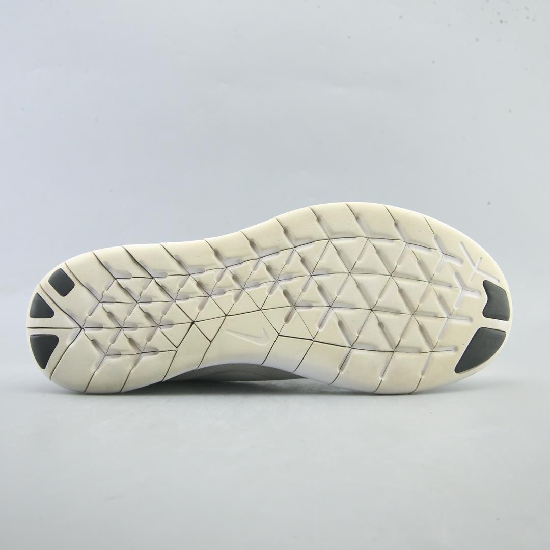 NIKE FREE RN 2017