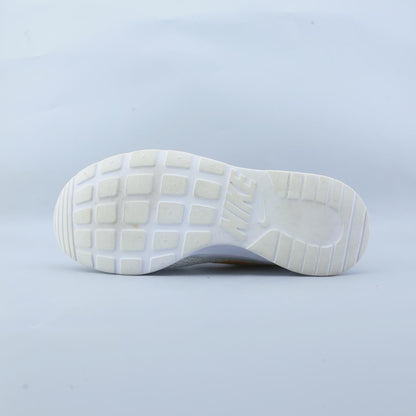 NIKE TANJUN