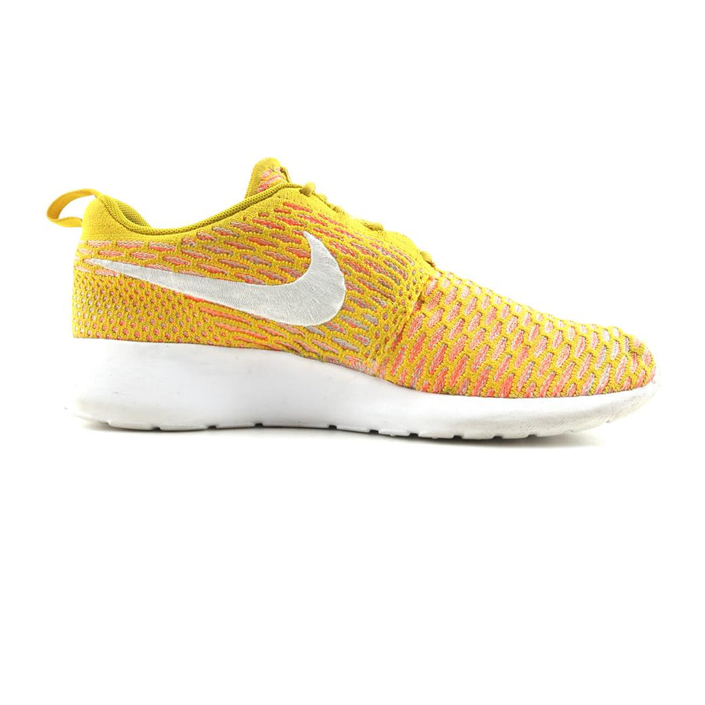 NIKE ROSHE RUN FLYKNIT