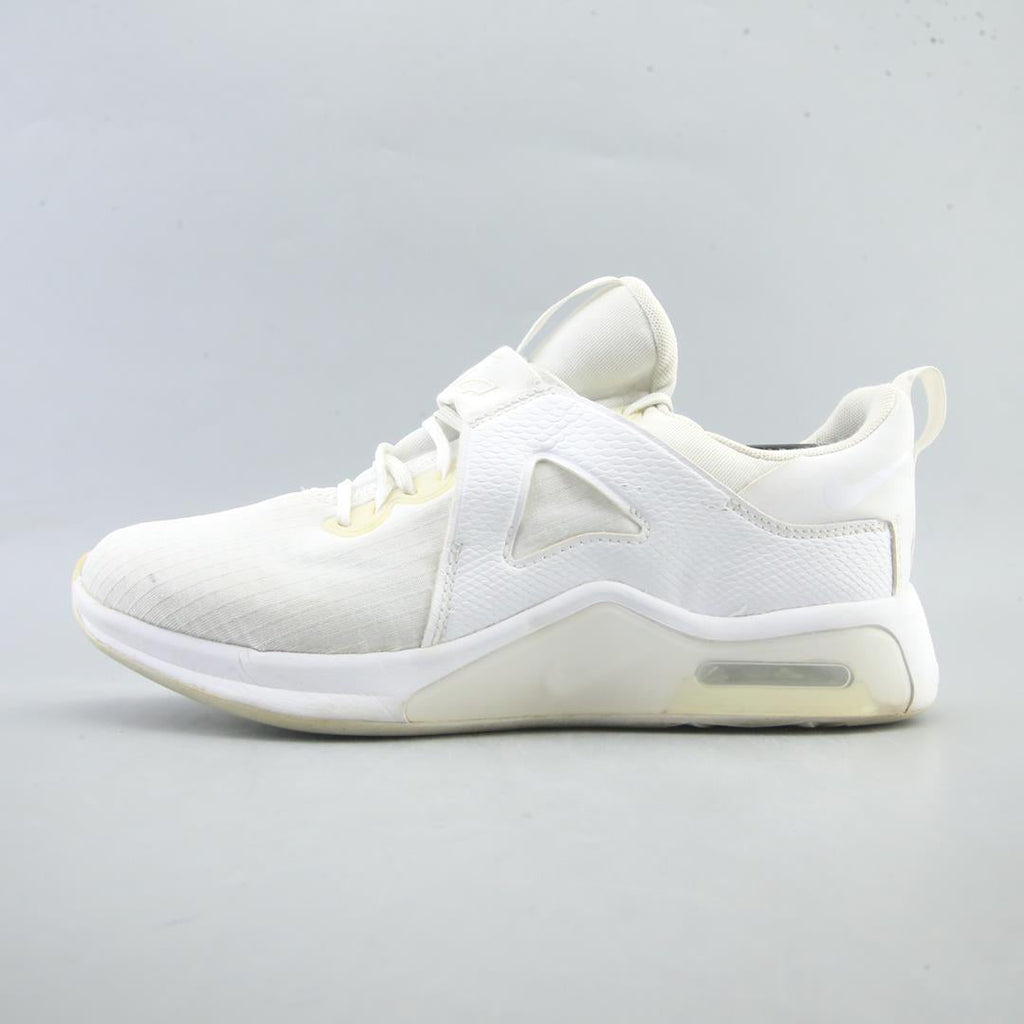 NIKE AIR MAX BELLA TR 5