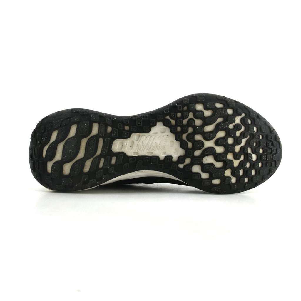 NIKE REVOLUTION 6