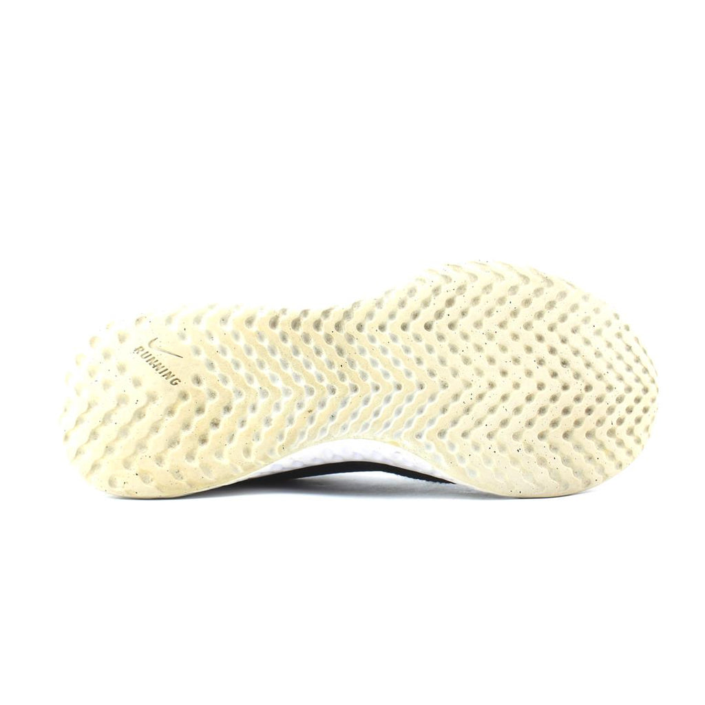 NIKE REVOLUTION 5