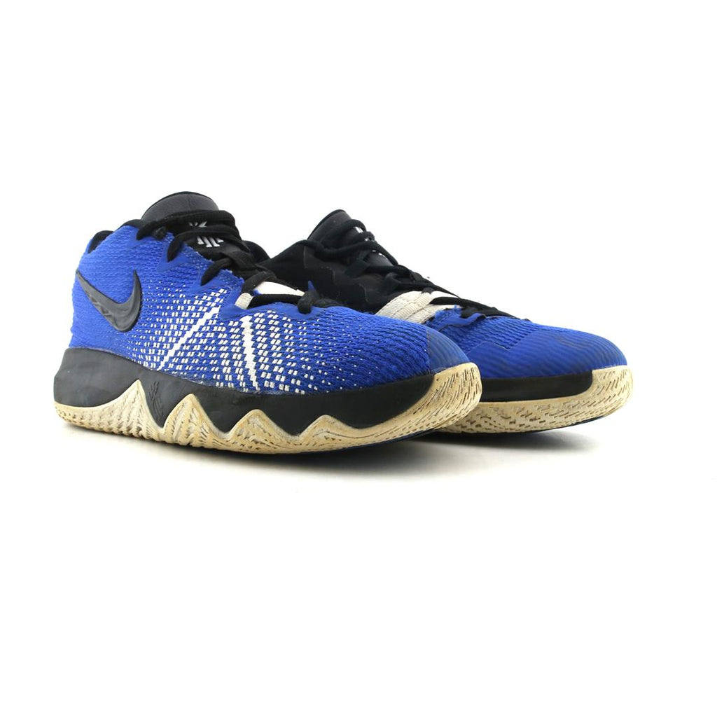 NIKE KYRIE FLYTRAP