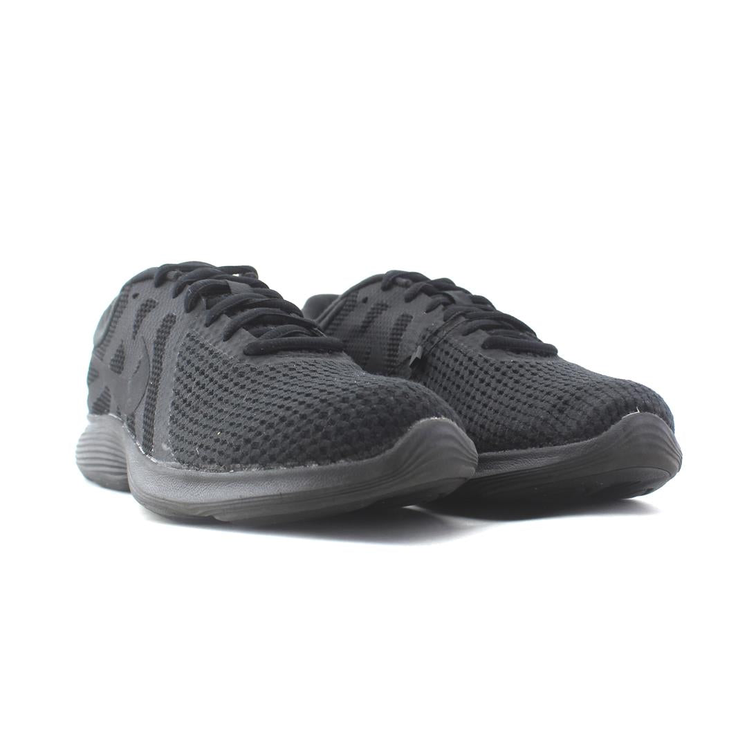 NIKE REVOLUTION 4