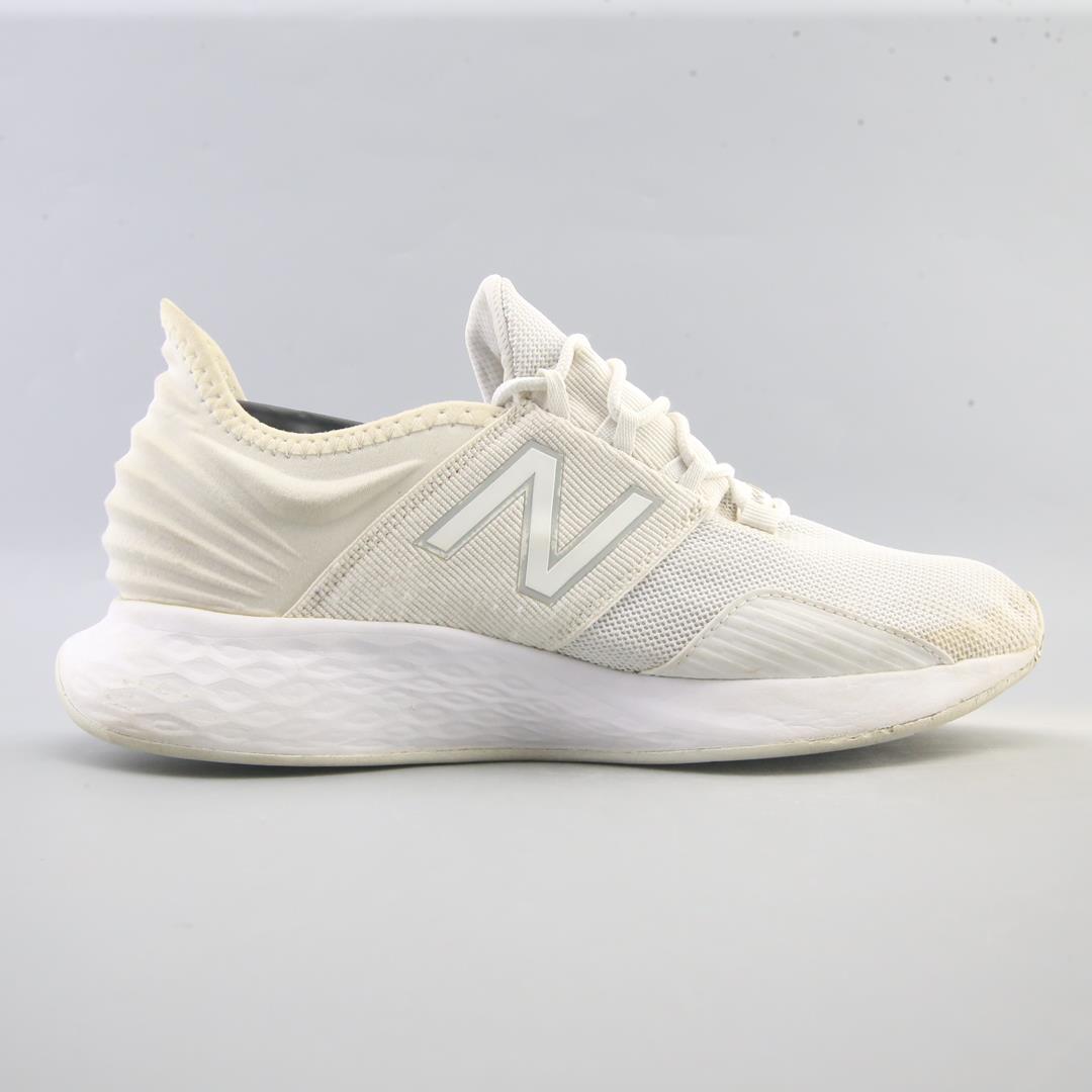 NEW BALANCE FRESH FOAM ROAV