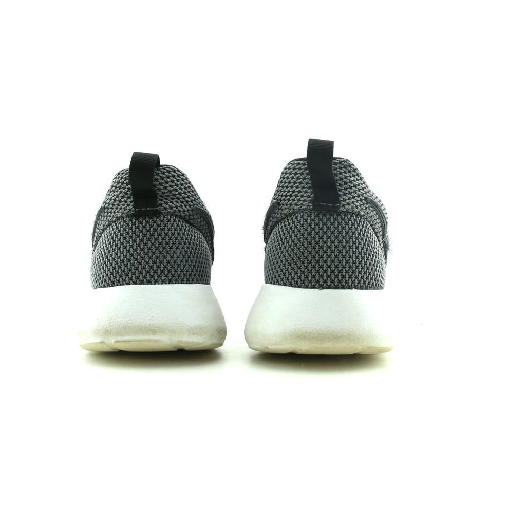 NIKE ROSHE ONE