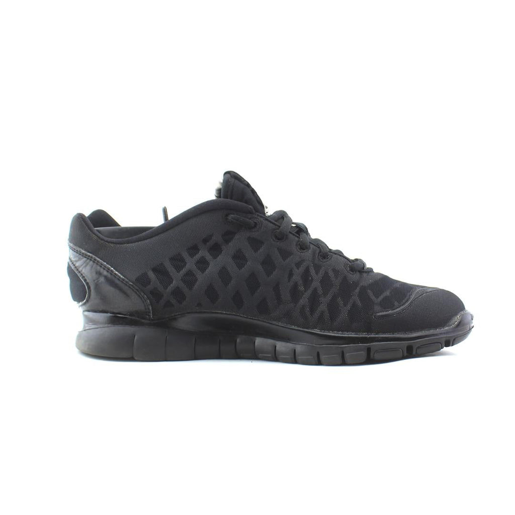 NIKE FREE TR FIT