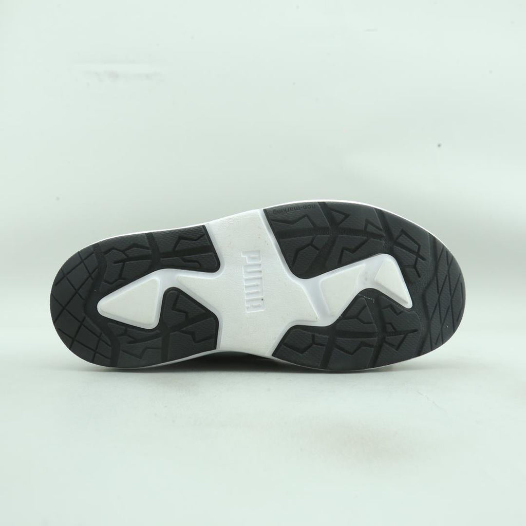 PUMA  EVOLVE COURT V