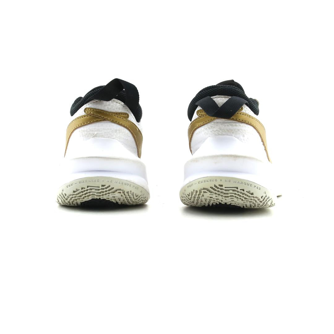 NIKE TEAM HUSTLE D 10