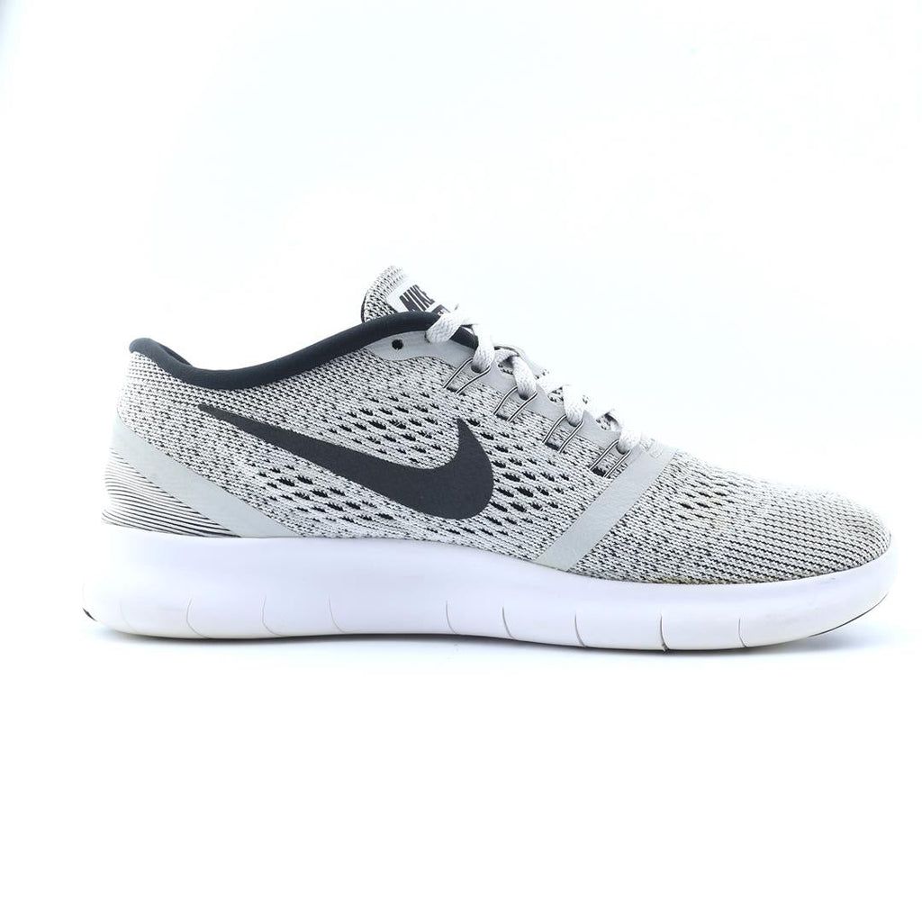 NIKE FREE RN