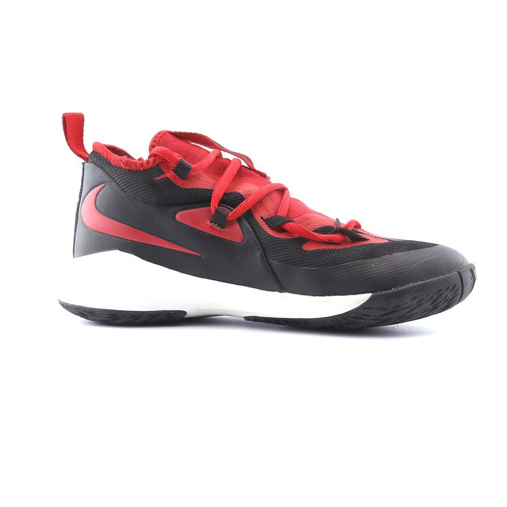 NIKE FUTURE COURT 2