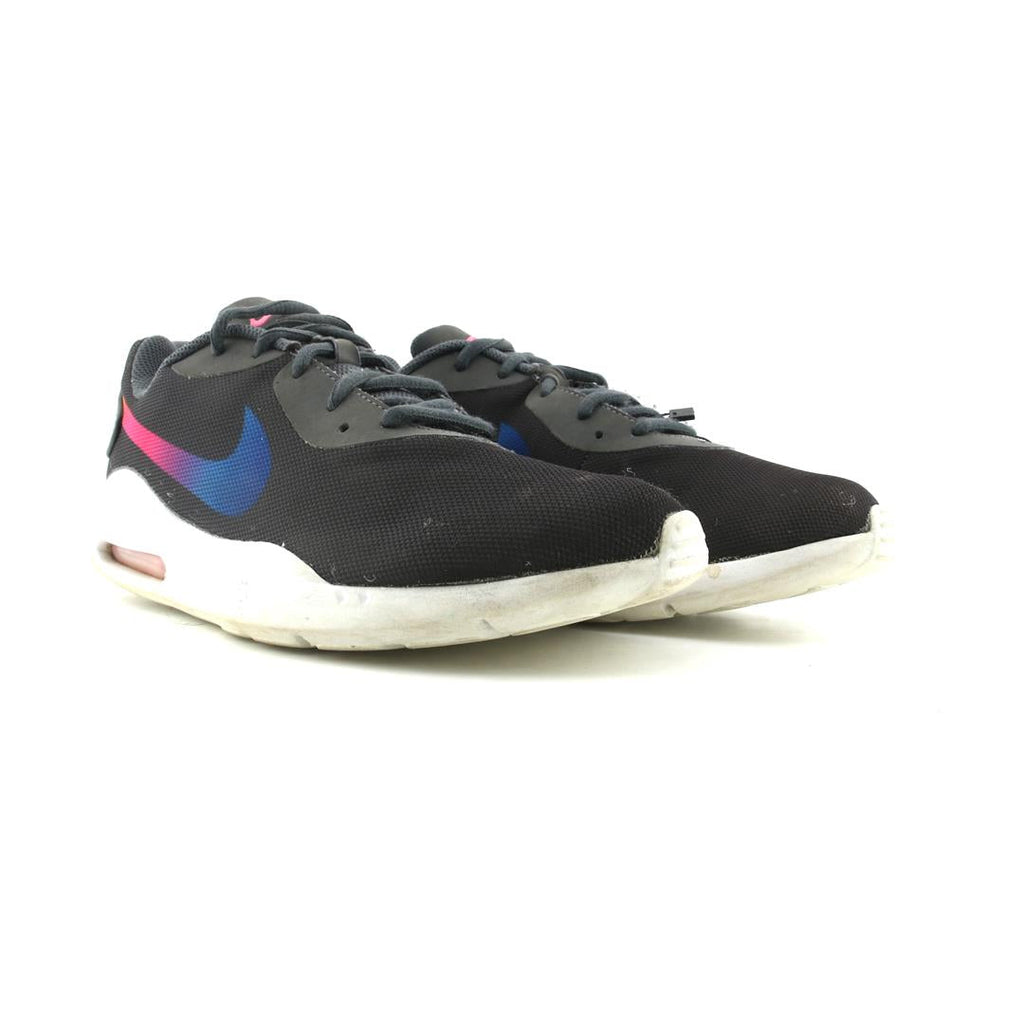 NIKE AIR MAX OKETO