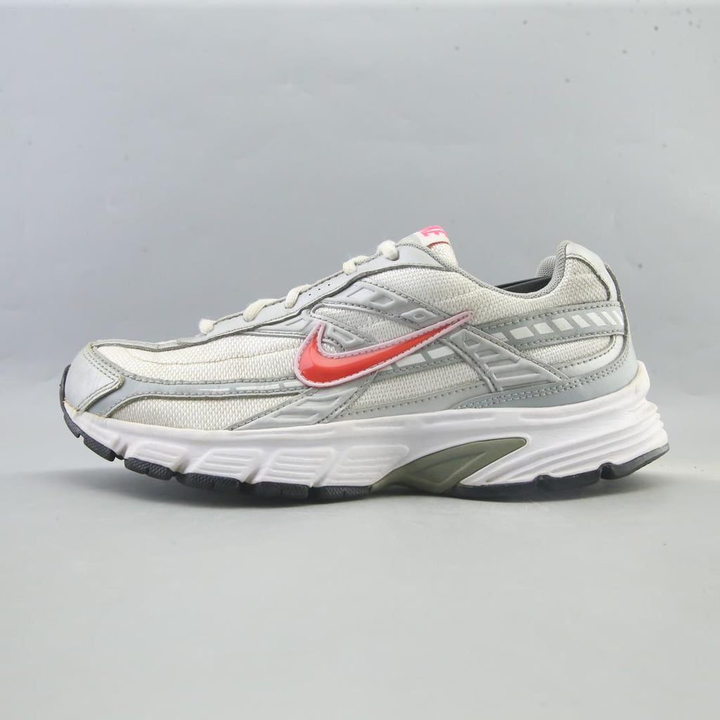 NIKE INITIATOR