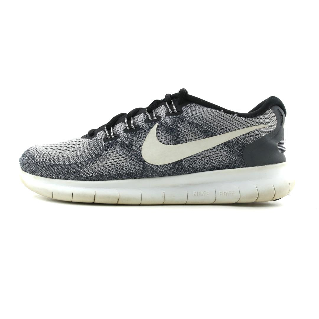 NIKE FREE RN