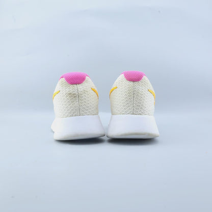 NIKE TANJUN