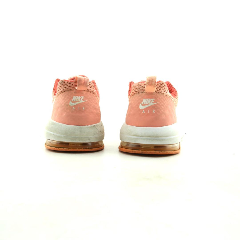 NIKE  AIR MAX MOTION