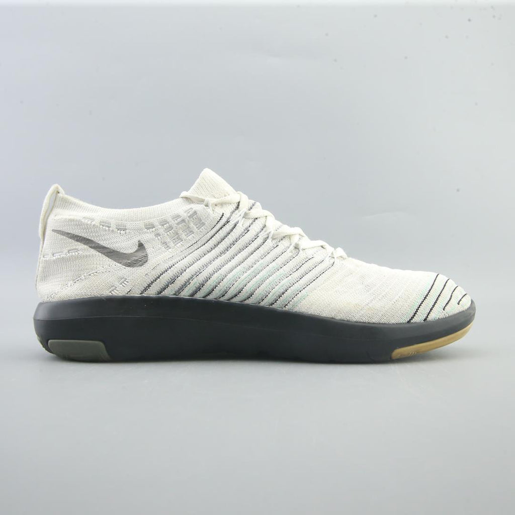 NIKE FREE TRANSFORM FLYKNIT