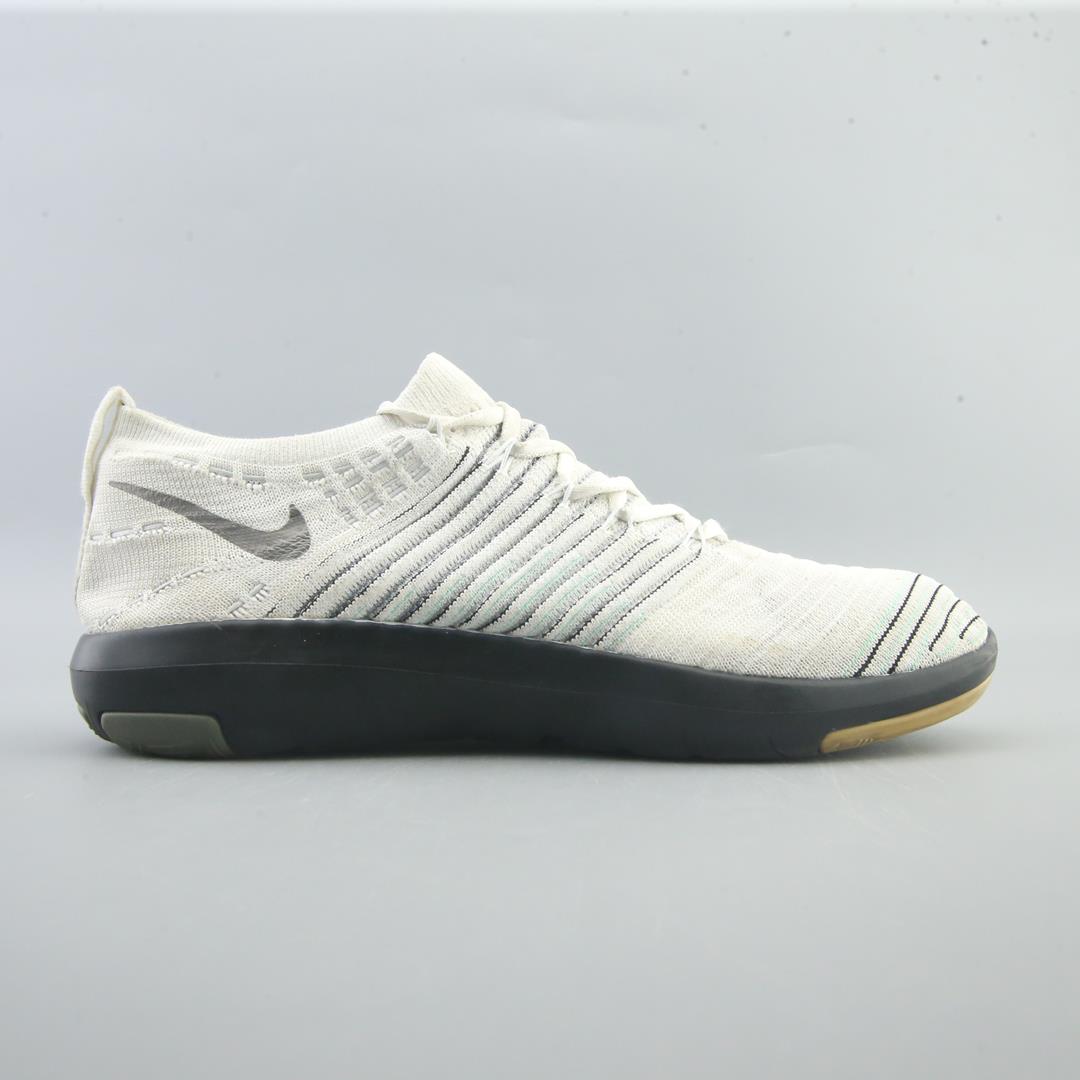NIKE FREE TRANSFORM FLYKNIT