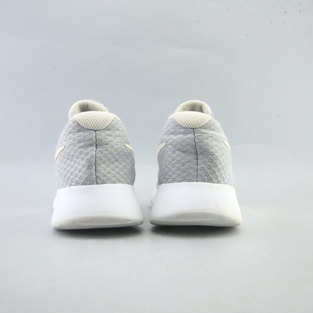 NIKE TANJUN
