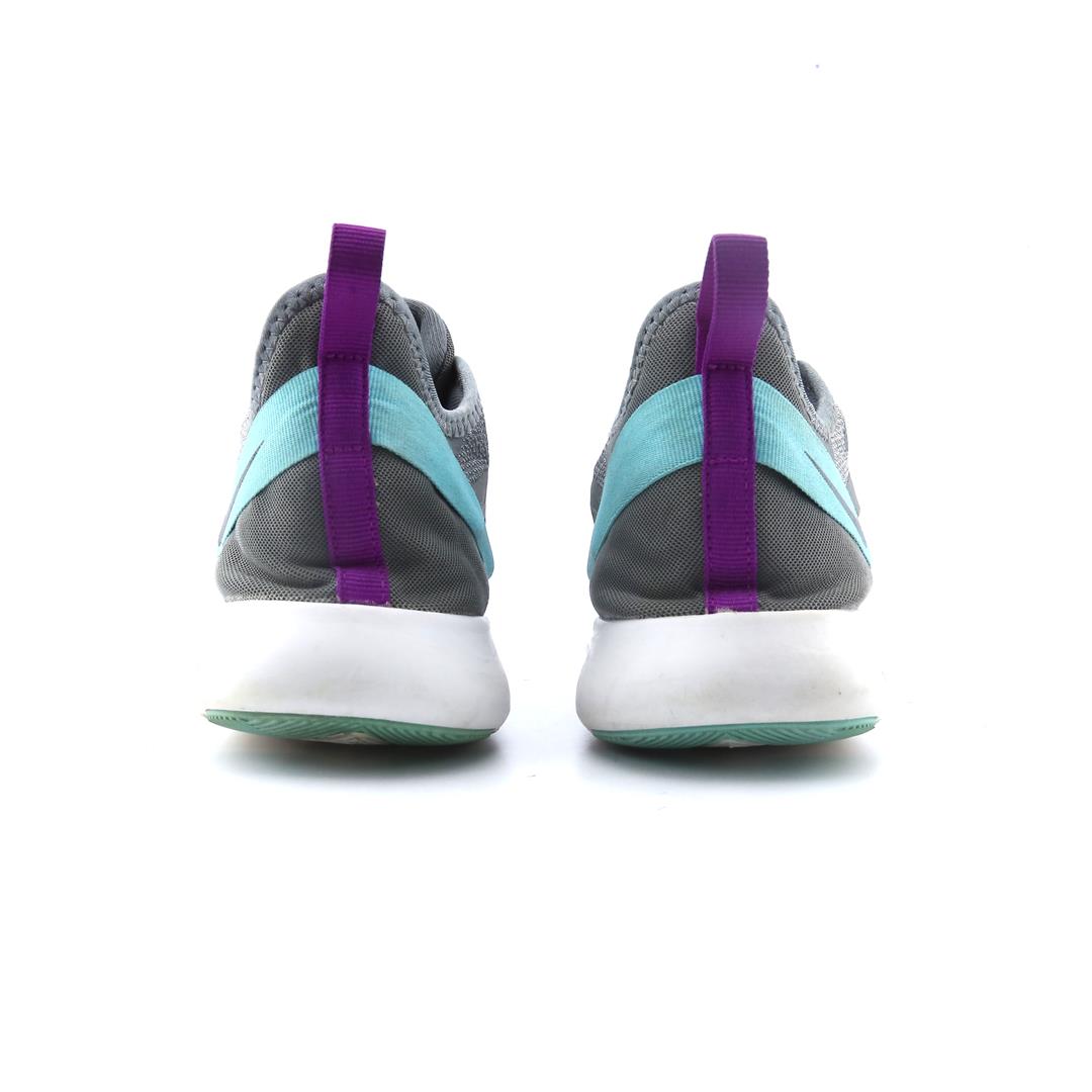 NIKE FLEX TR 9
