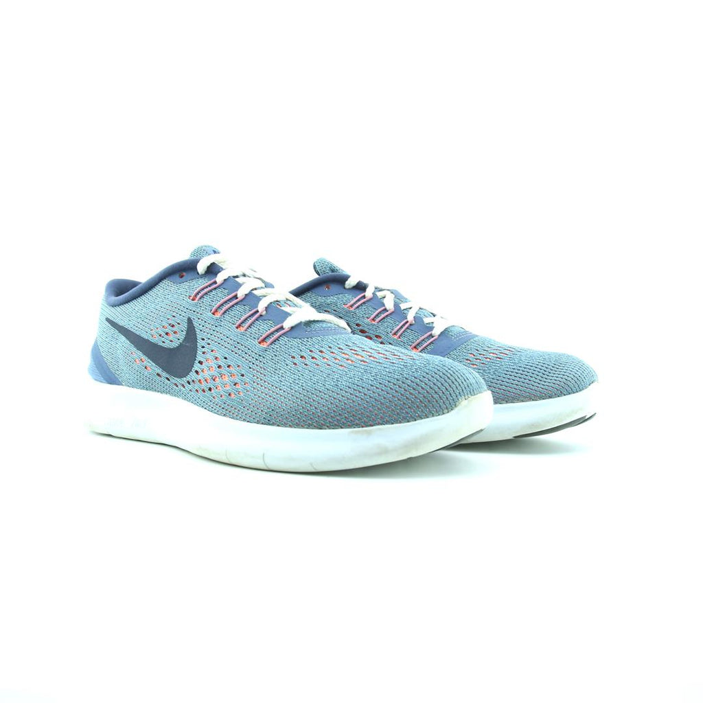 NIKE FREE RN