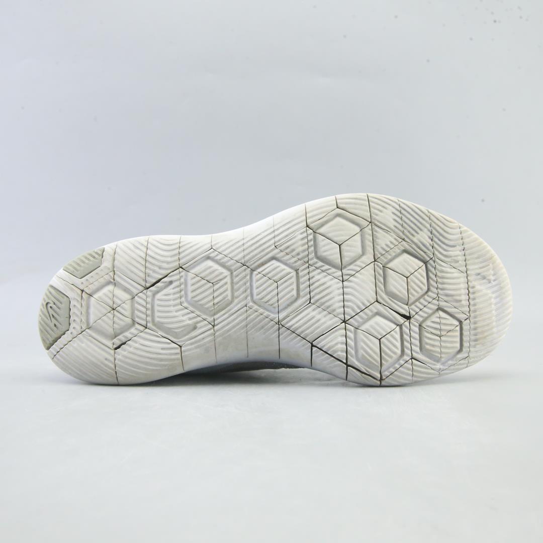 NIKE  FLEX CONTACT