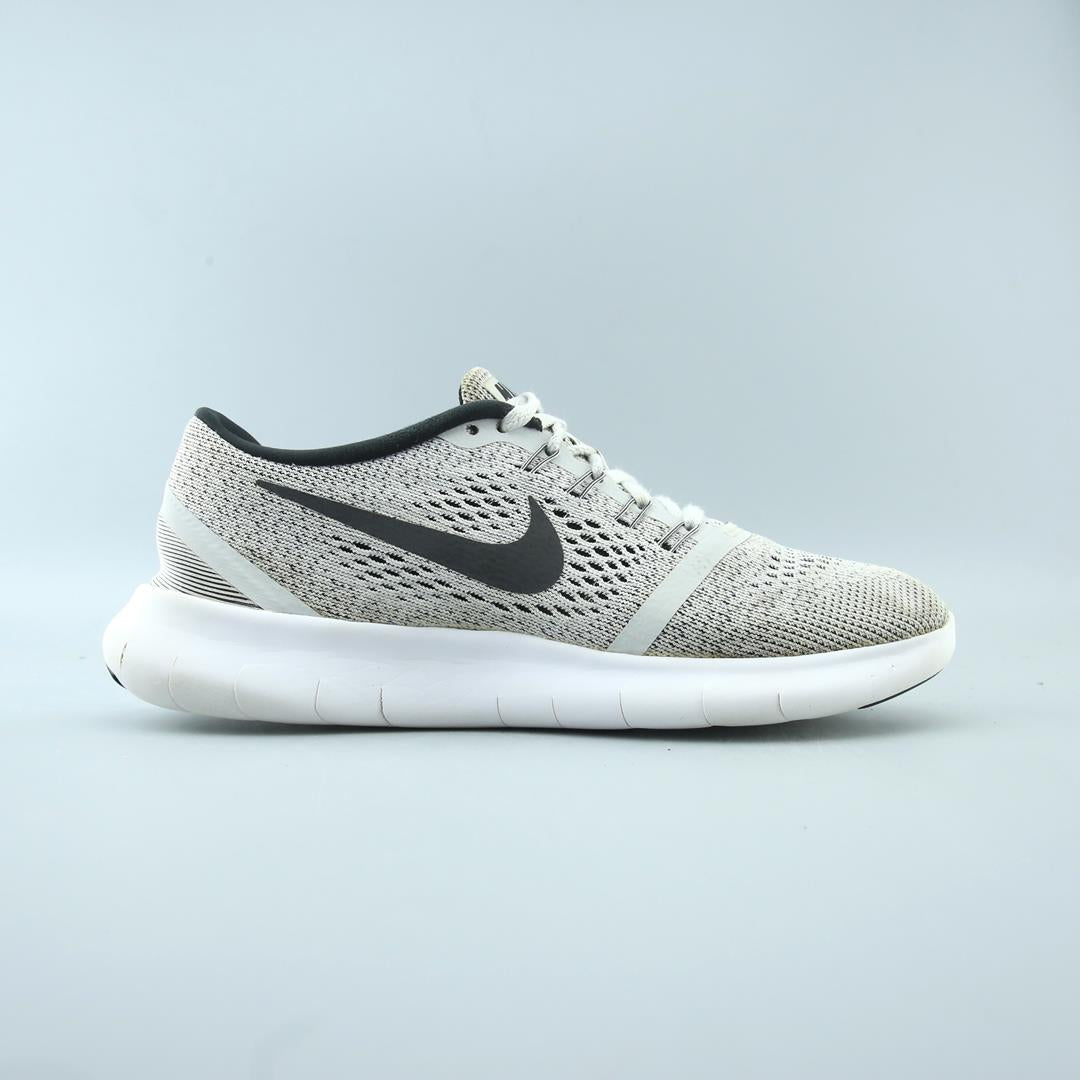 NIKE FREE RN