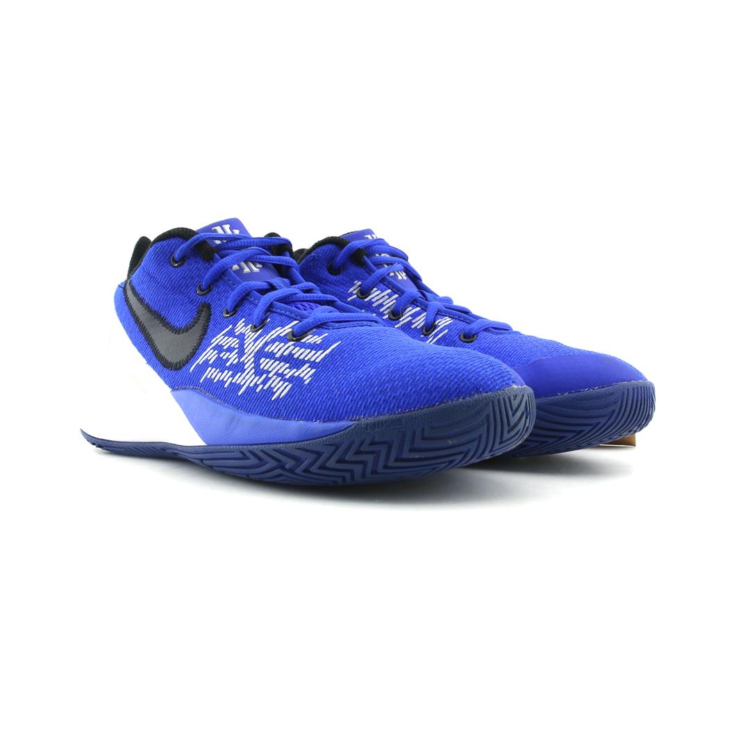 NIKE KYRIE FLYTRAP II