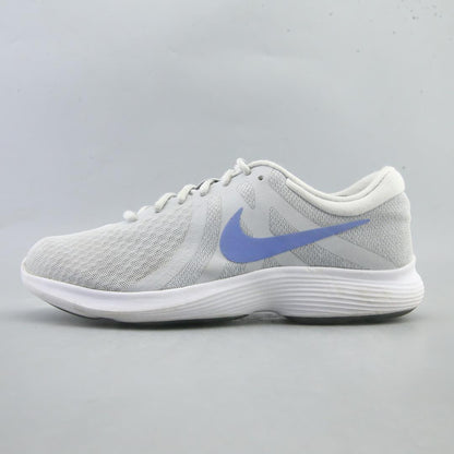 NIKE REVOLUTION 4