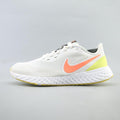 NIKE REVOLUTION 5