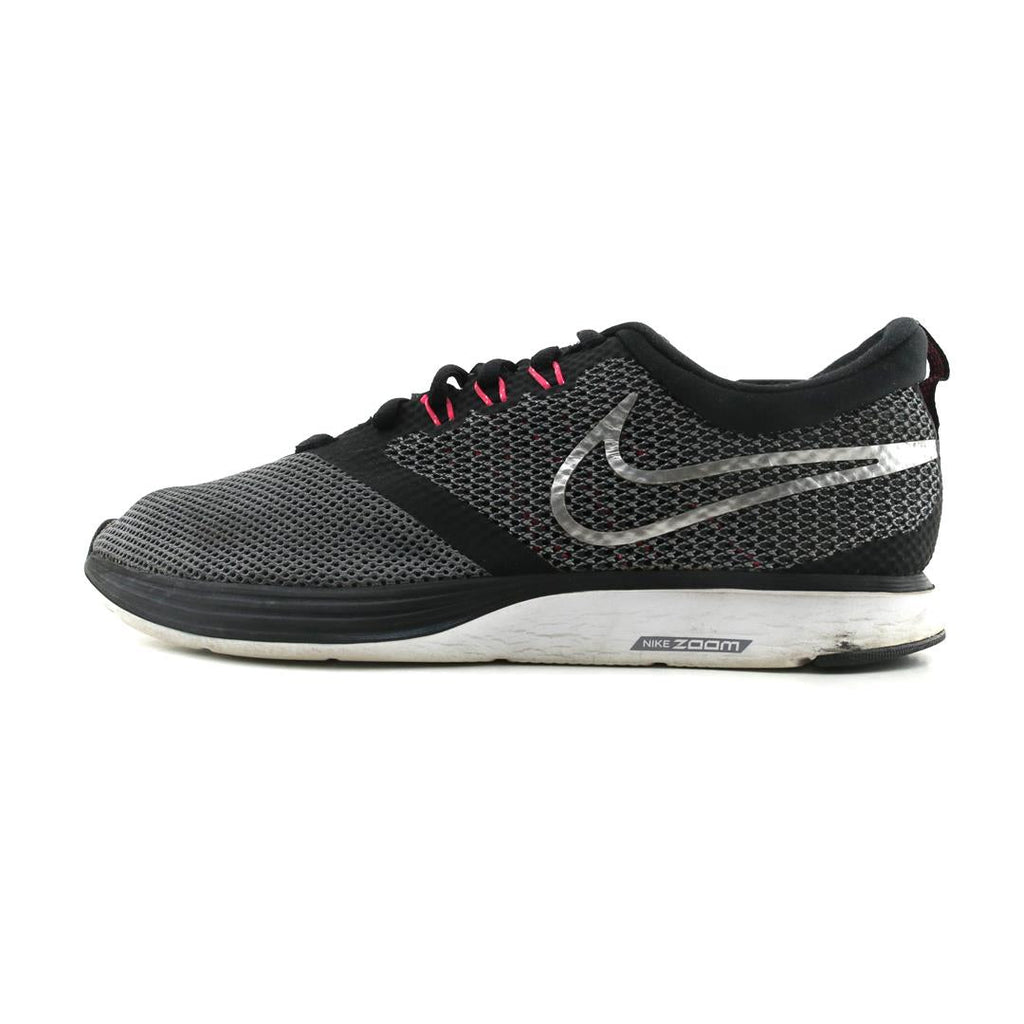 NIKE ZOOM STRIKE