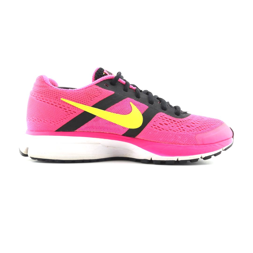 NIKE AIR ZOOM PEGASUS 30