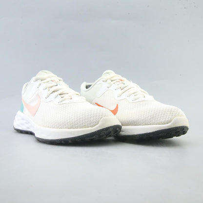 NIKE  REVOLUTION 5