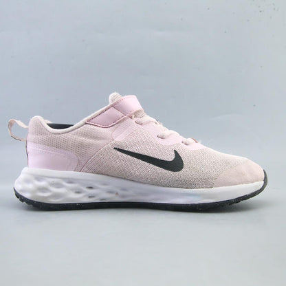 NIKE REVOLUTION 6