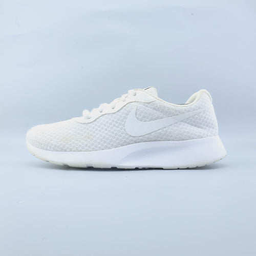 NIKE TANJUN